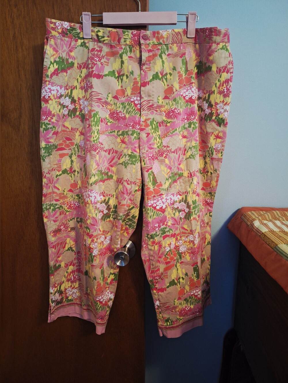White Stag Stretch Floral Crop Pants in Pink and Green Women's Size 22W
